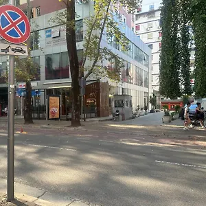 https://kora-apartaments-relaxing-escape.hotels-in-tirana.com